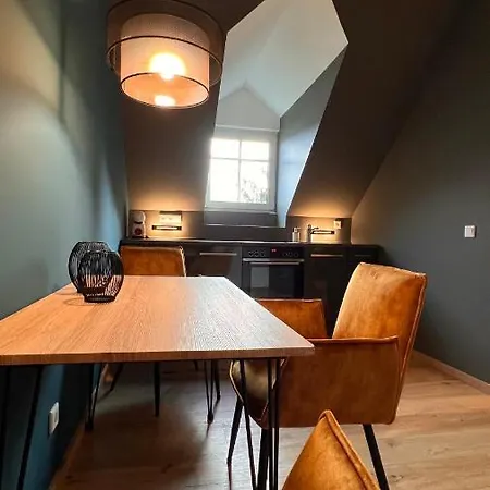 H-85 Level 5/10 Apartman Koblenz