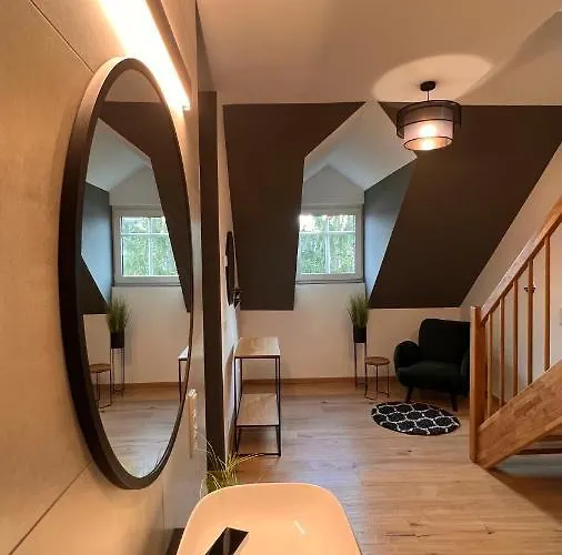 דירה H-85 Level 5/10 *