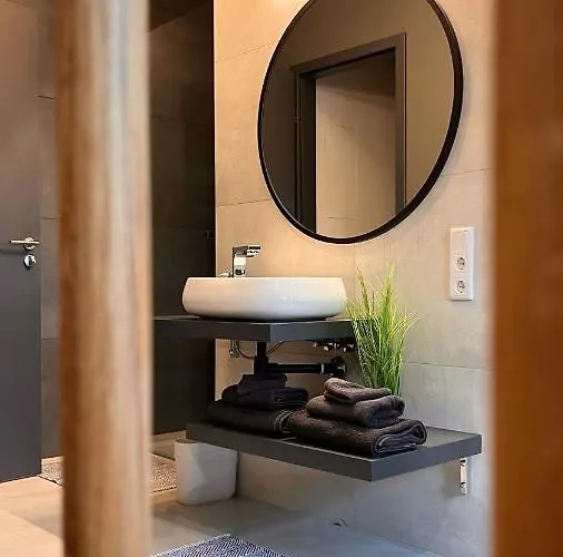 Apartment H-85 Level 5/10